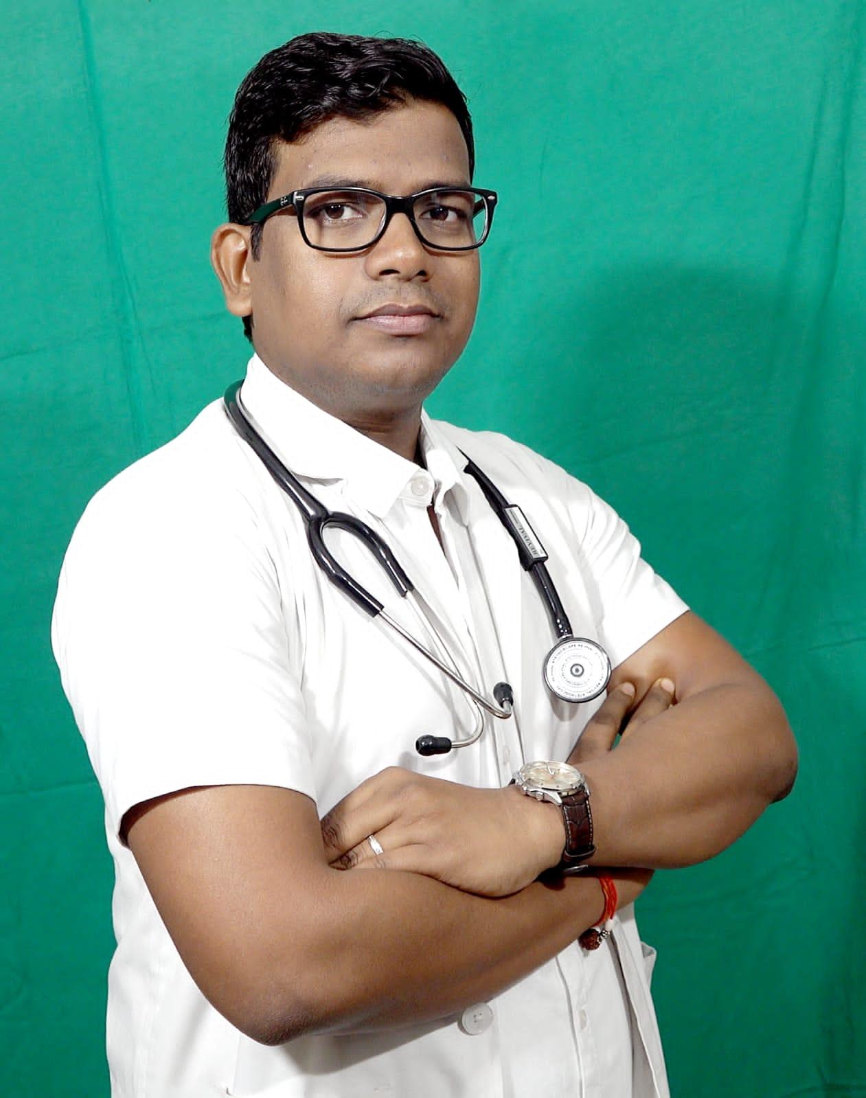 Dr Rajneesh Kant